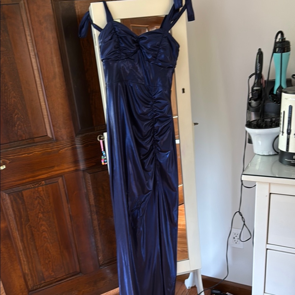 Elegant Navy Blue Evening Dress